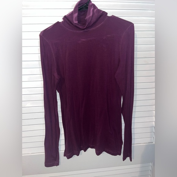 Size XS/Small women’s bundle of clothing! 12 items total for 1 price - Picture 4 of 9